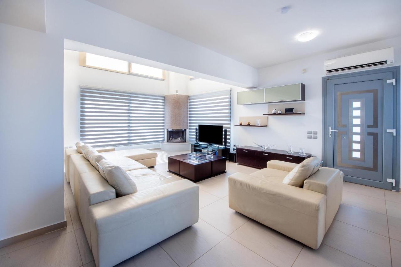 Dias Luxury Villa Koskinou  Exteriör bild