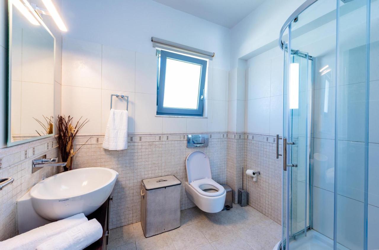 Dias Luxury Villa Koskinou  Exteriör bild